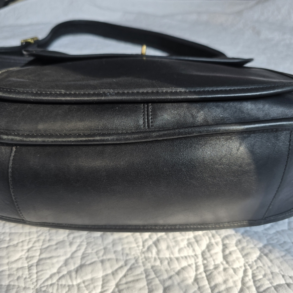 Coach Vintage Taft 9980 Black Leather Turnlock Crossbody Shoulder Bag - Picture 4 of 16